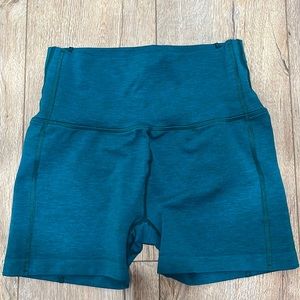 Alphalete REVIVAL shorts teal size small